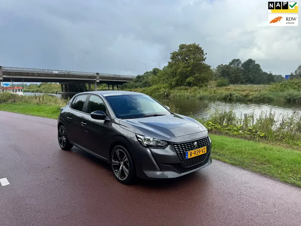 Peugeot 208 (2022) — foto 1