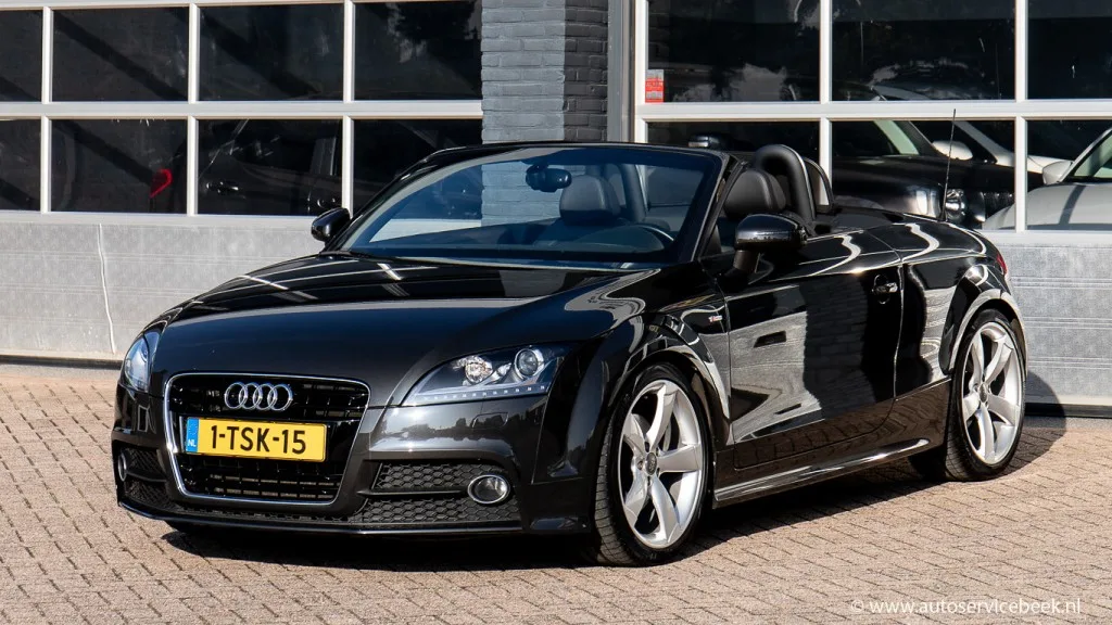 Audi TT (2014) — foto 1