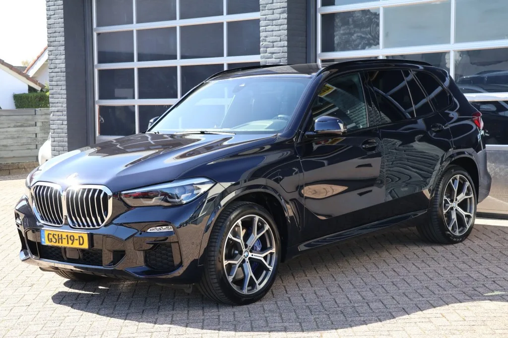 BMW X5 (2020) — foto 1