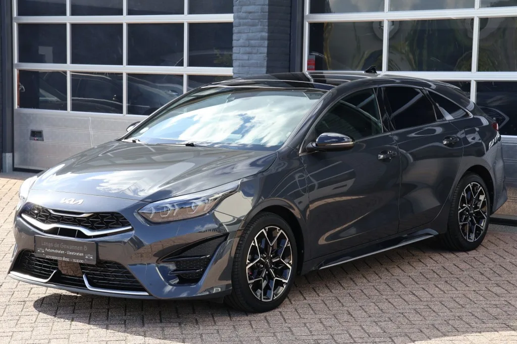 Kia ProCeed (2022) — foto 1