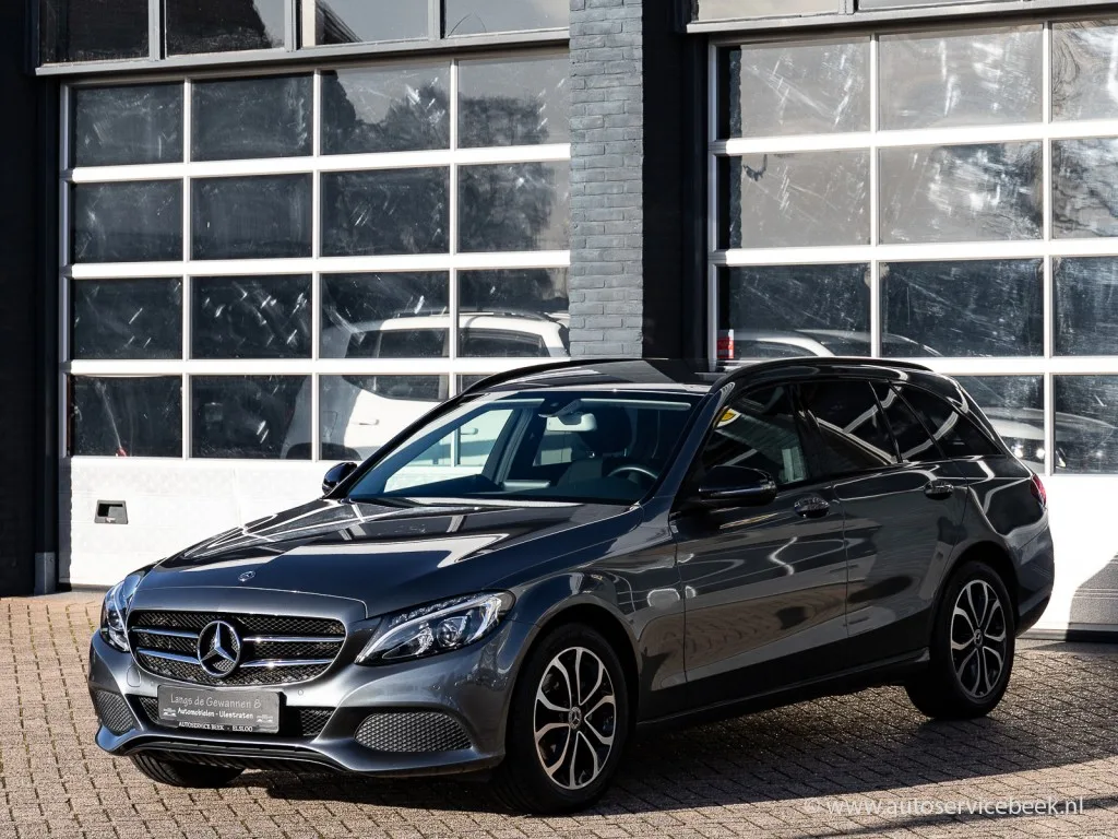 Mercedes-Benz C-Klasse (2018) — foto 1