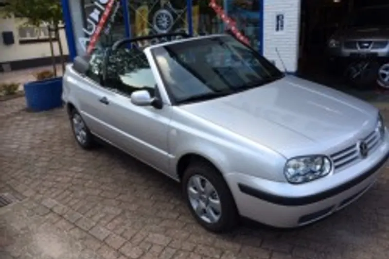 Volkswagen Golf (2002)