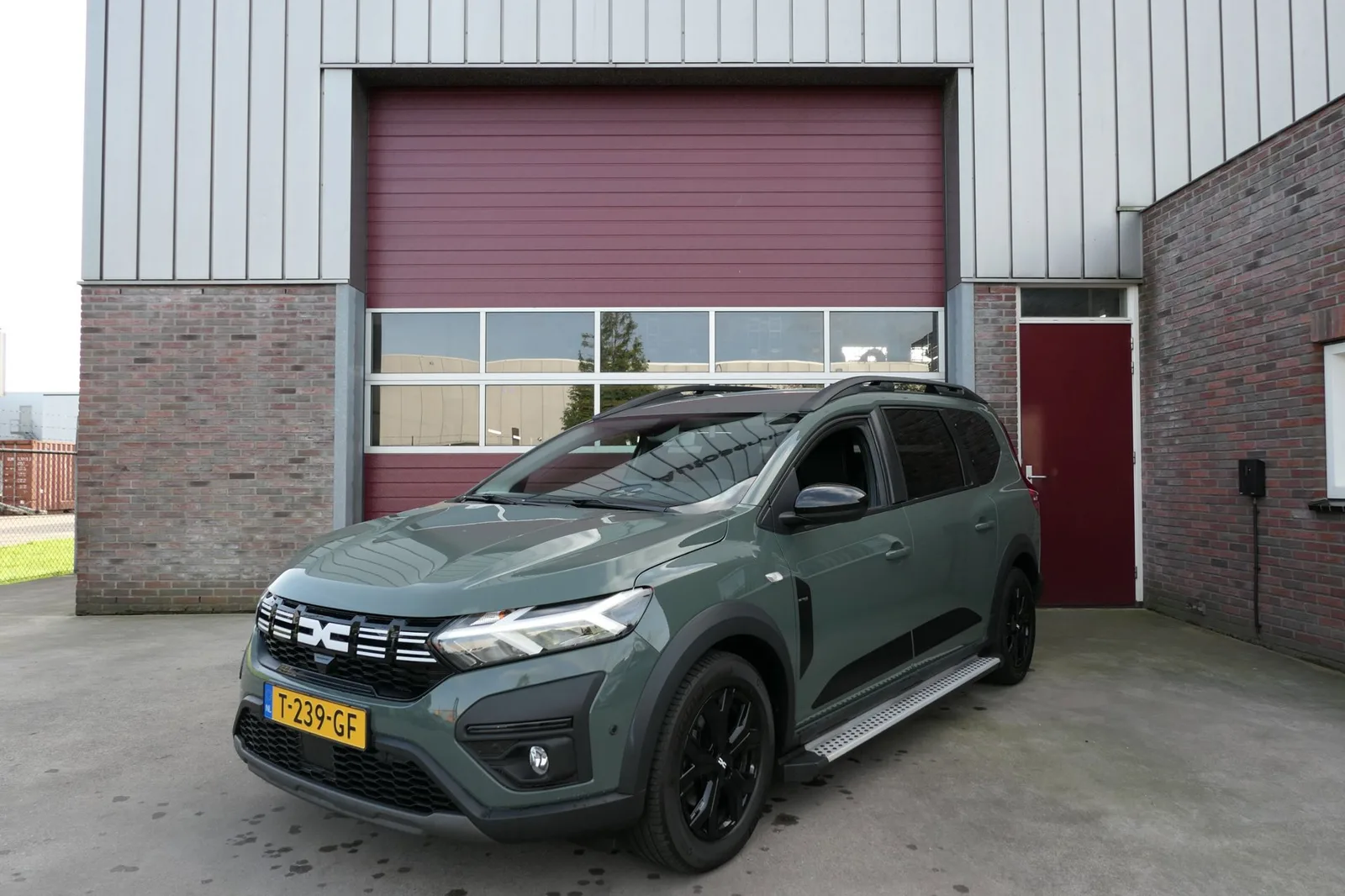 Dacia Jogger (2023) — foto 1