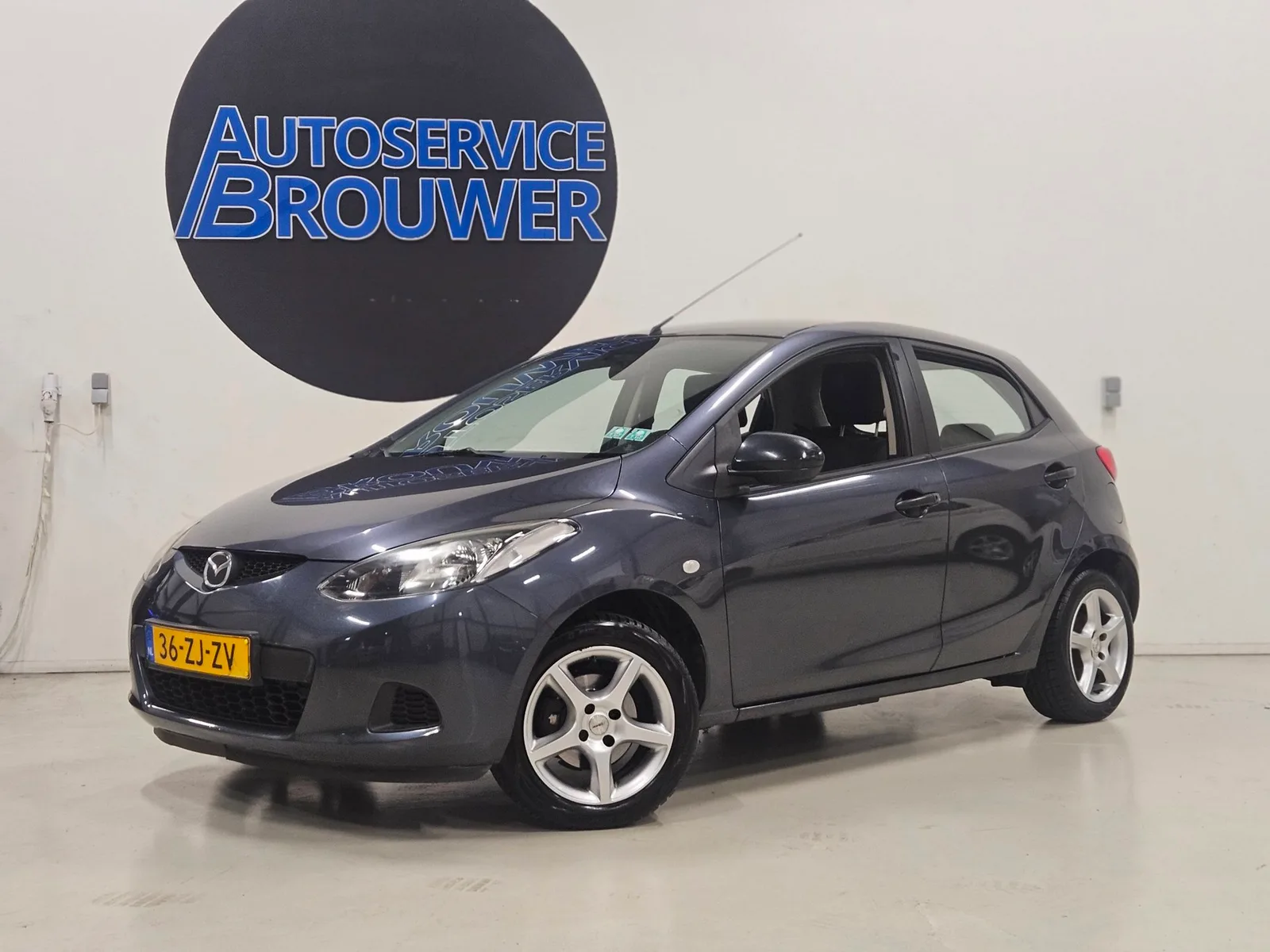 Mazda 2 (2008) — foto 1