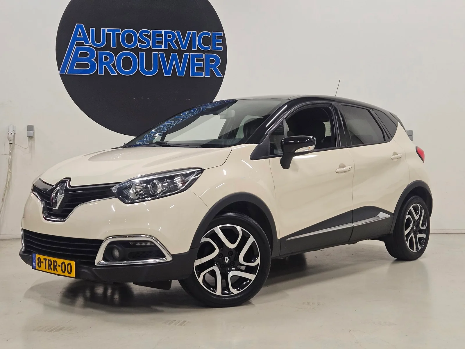 Renault Captur (2014) — foto 1
