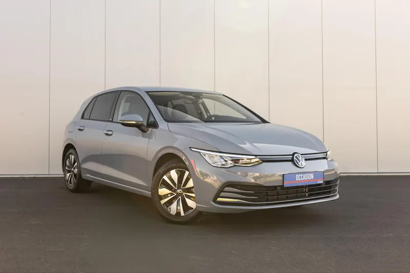 Volkswagen Golf (2023)