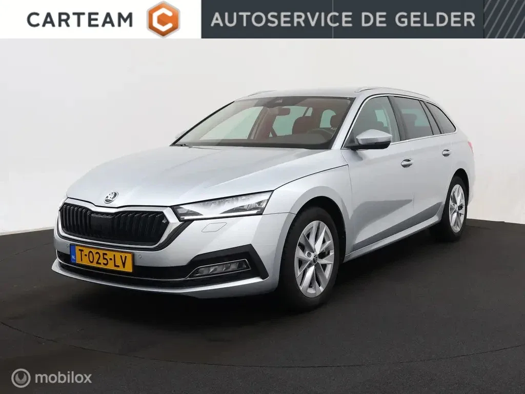 Škoda Octavia (2023) — foto 1