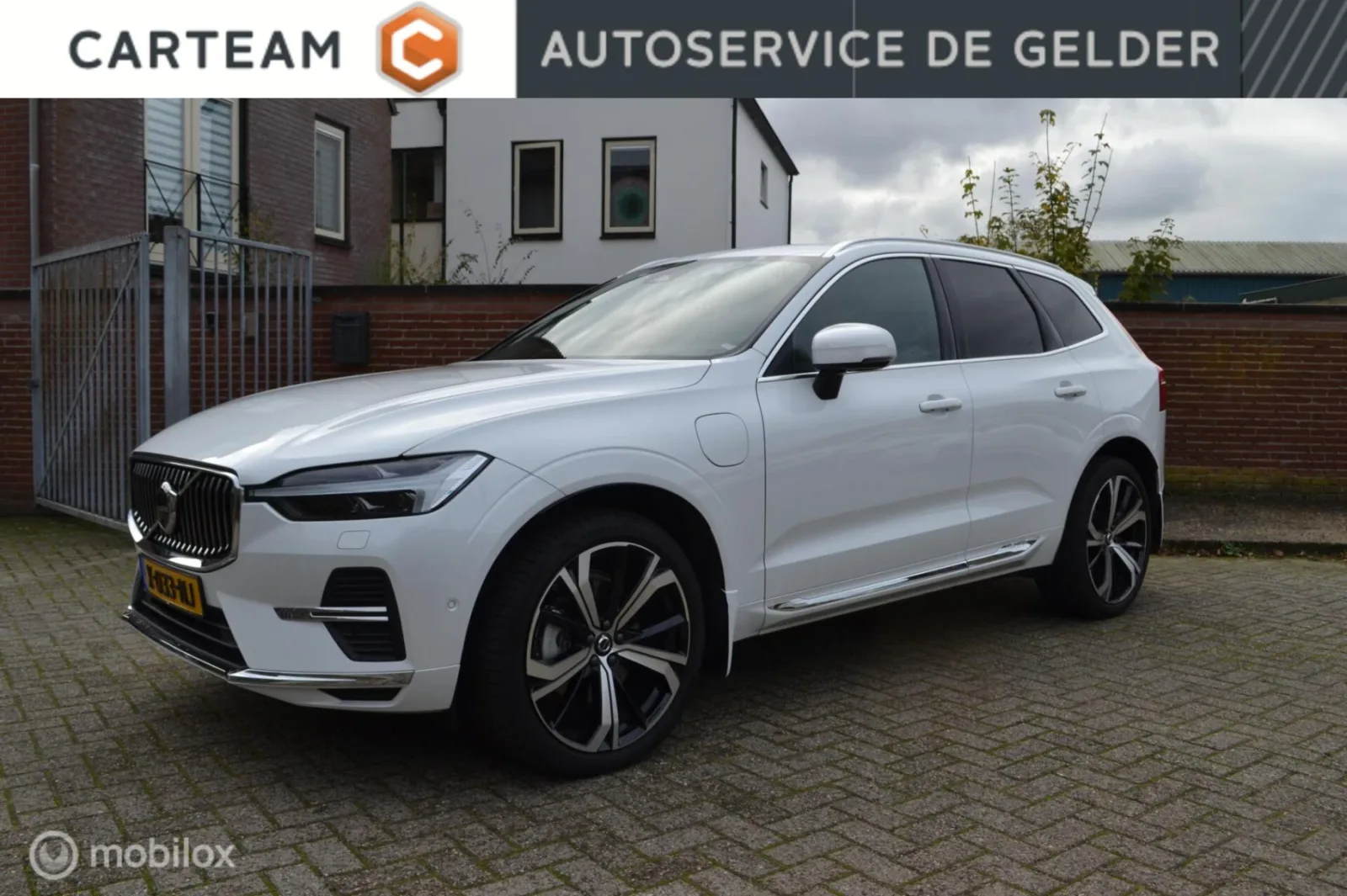 Volvo XC60 (2023) — foto 1