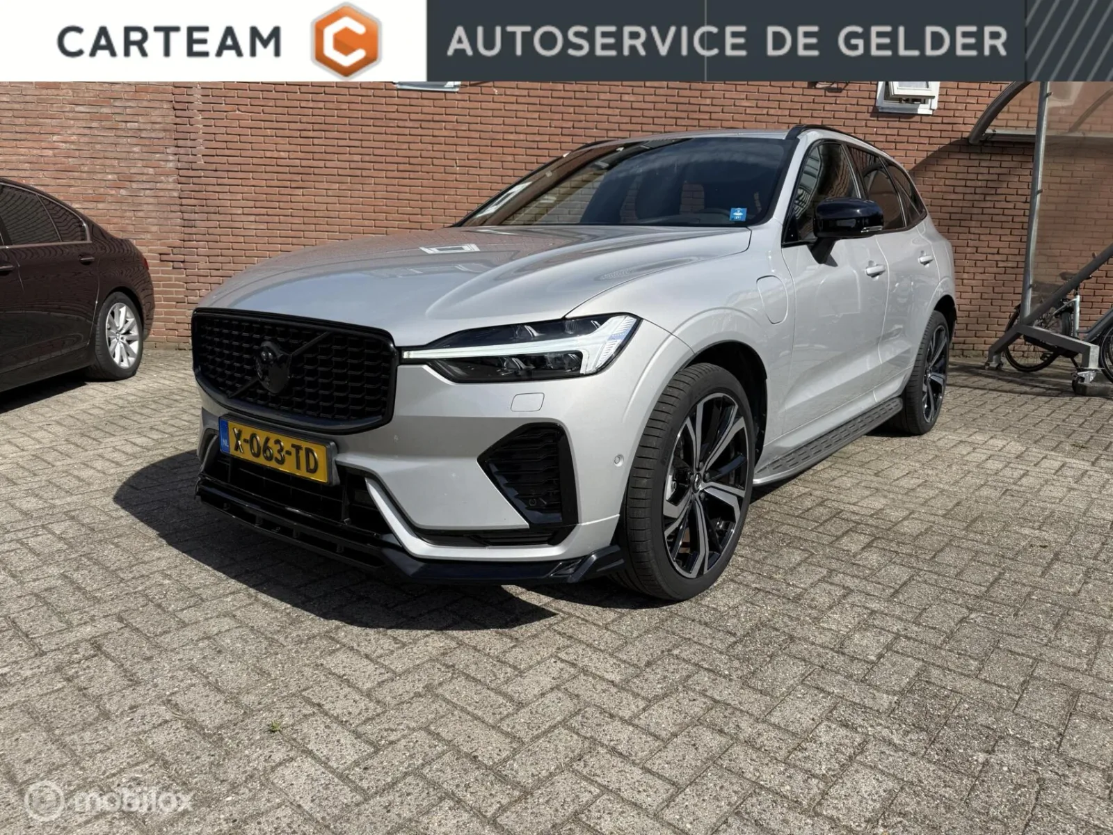 Volvo XC60 (2023) — foto 1