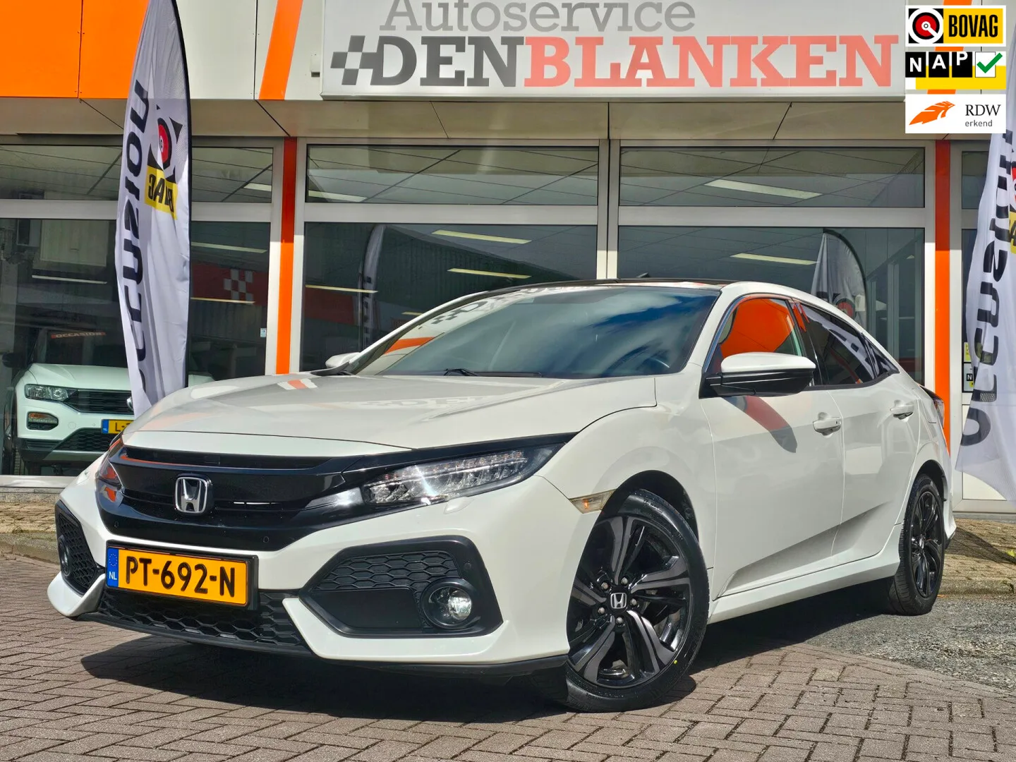 Honda Civic (2017) — foto 1