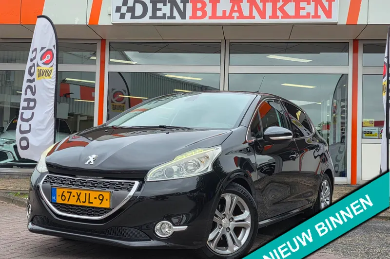 Peugeot 208 (2012)