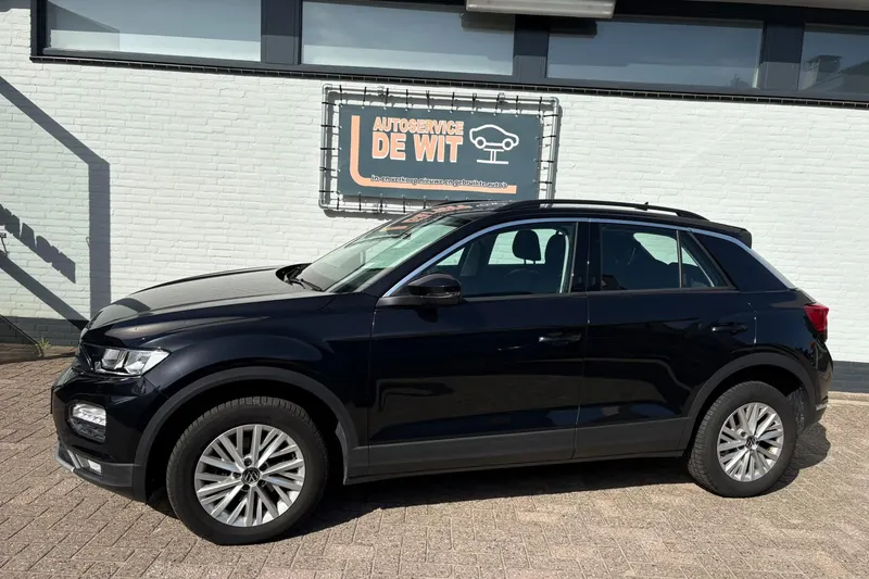 Volkswagen T-Roc (2021)