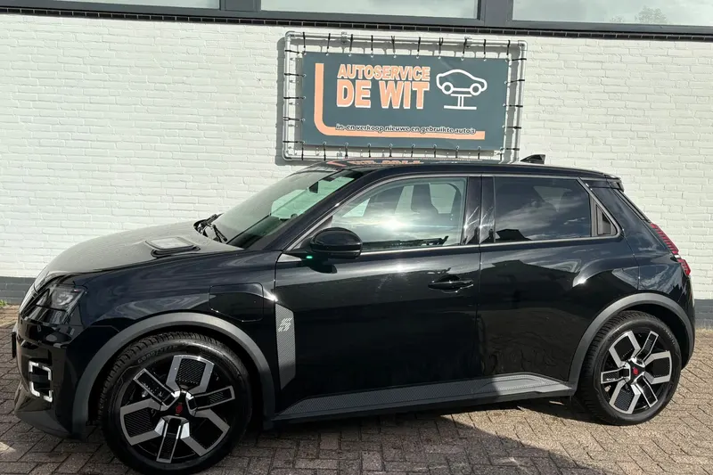 Renault 5 (2025)