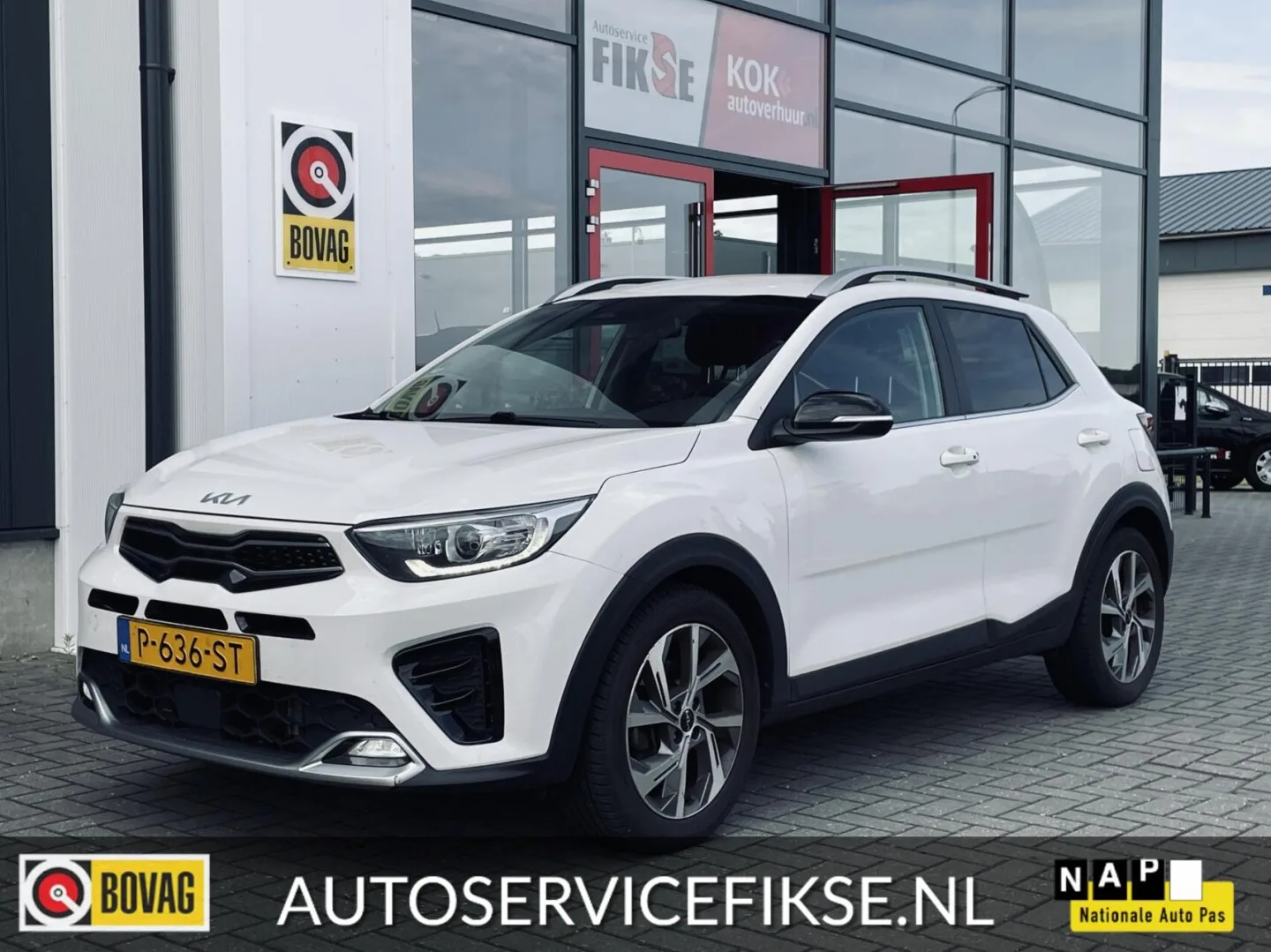 Kia Stonic (2022) — foto 1