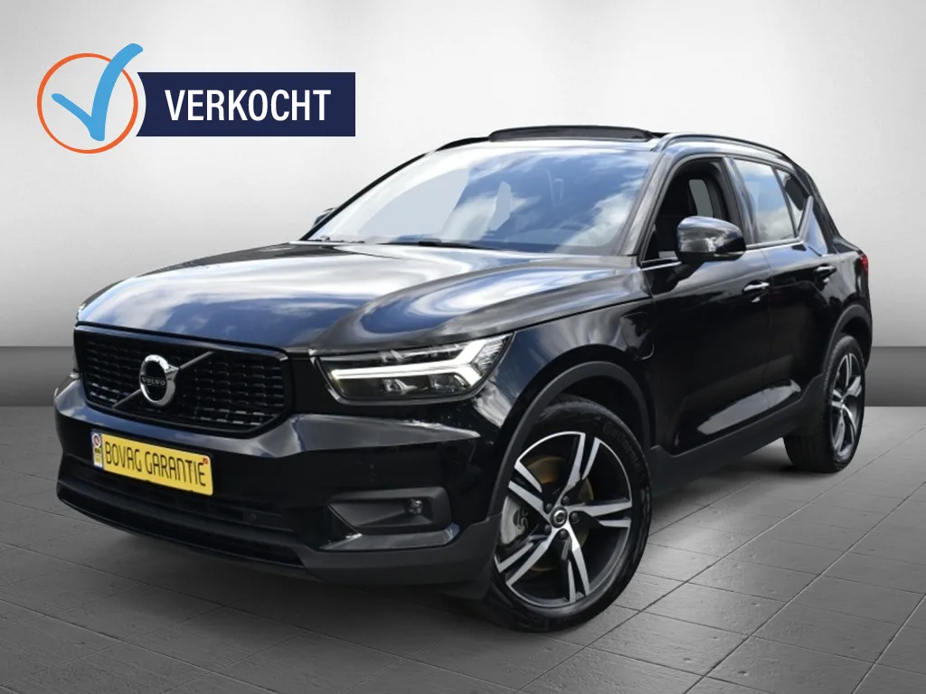 Volvo XC40 (2021) — foto 1