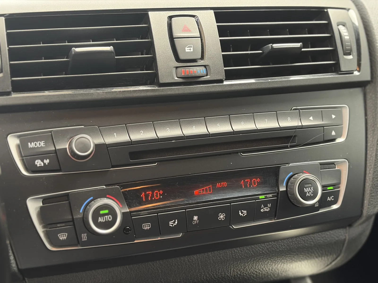 BMW 1-Serie (2014) — foto 1
