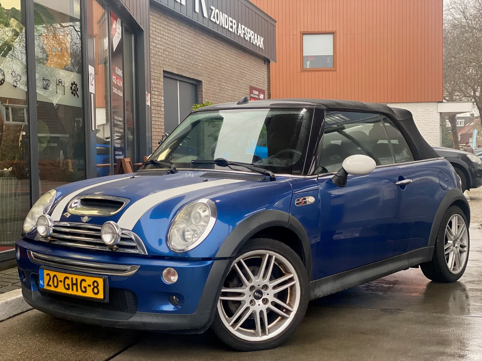 MINI Cabrio (2008) — foto 1
