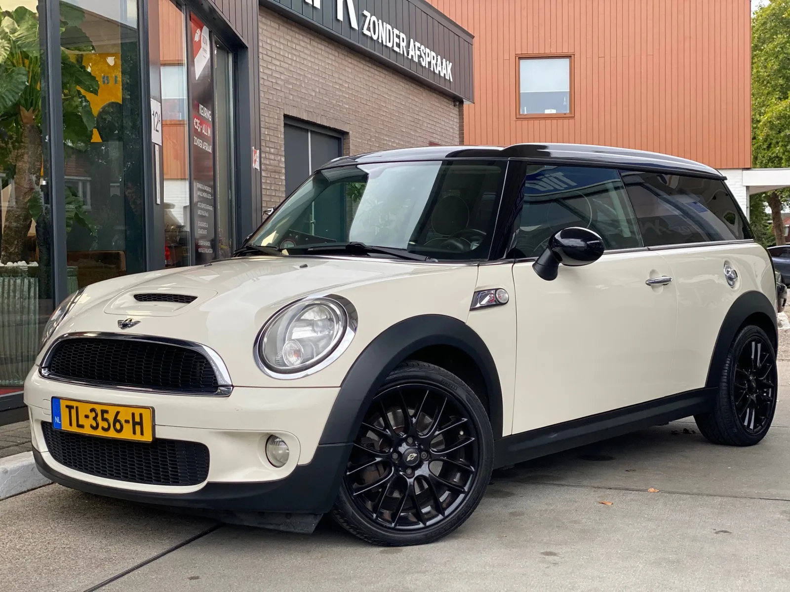 MINI Clubman (2009) — foto 1