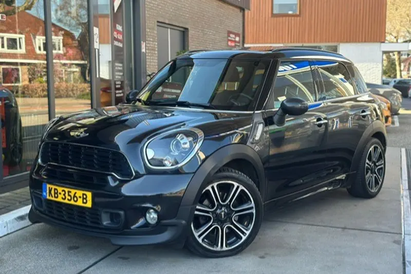 MINI Countryman (2014)