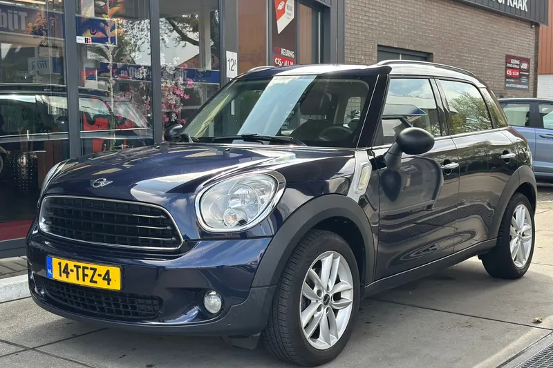 MINI Countryman (2012)