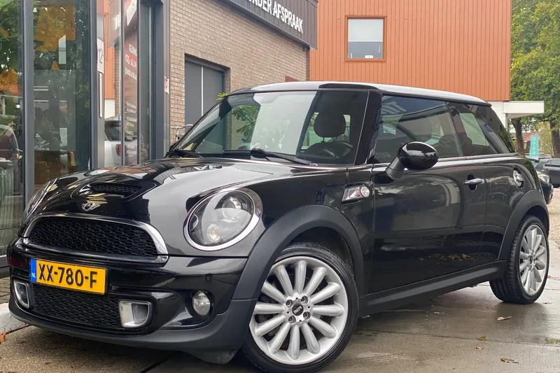 MINI Cooper S (2012)