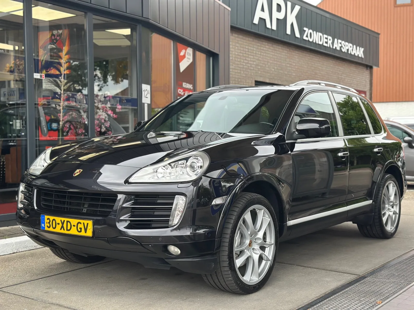 Porsche Cayenne (2007) — foto 1