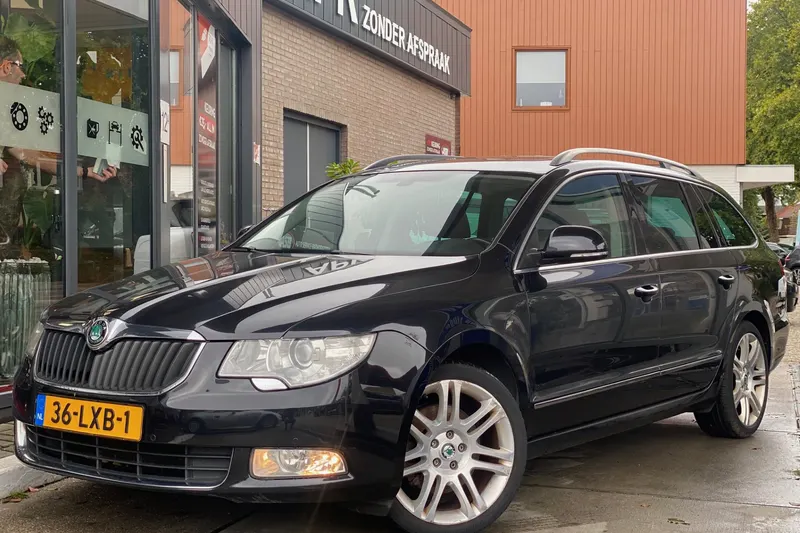 Škoda Superb (2010)
