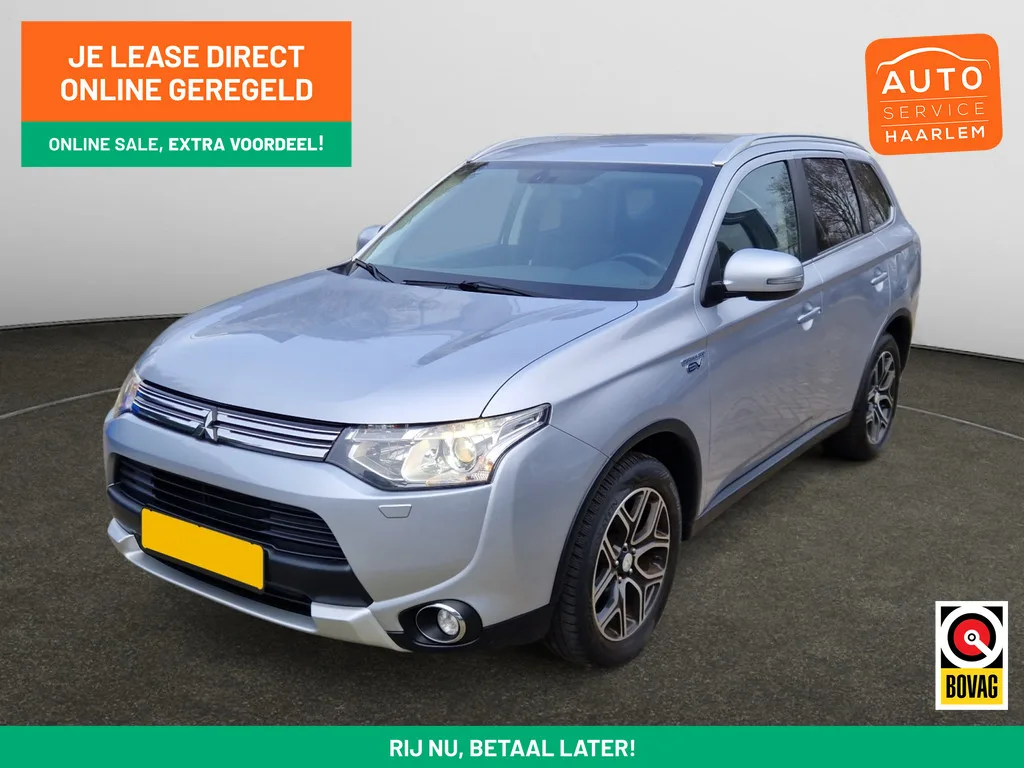 Mitsubishi Outlander (2015) — foto 1