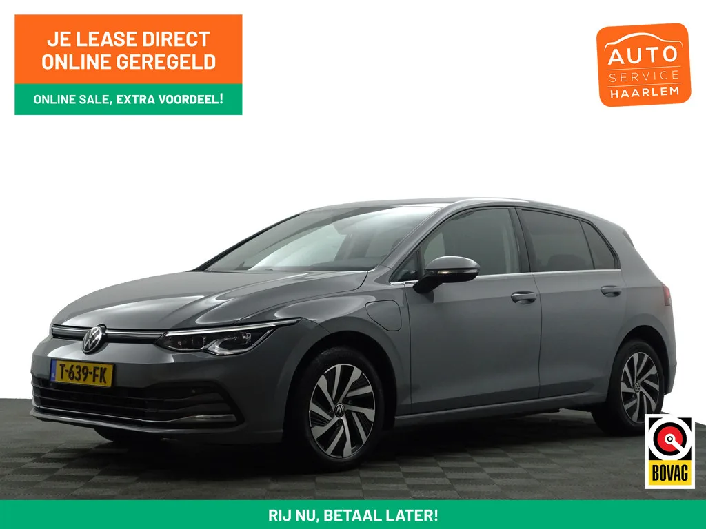 Volkswagen Golf (2021) — foto 1