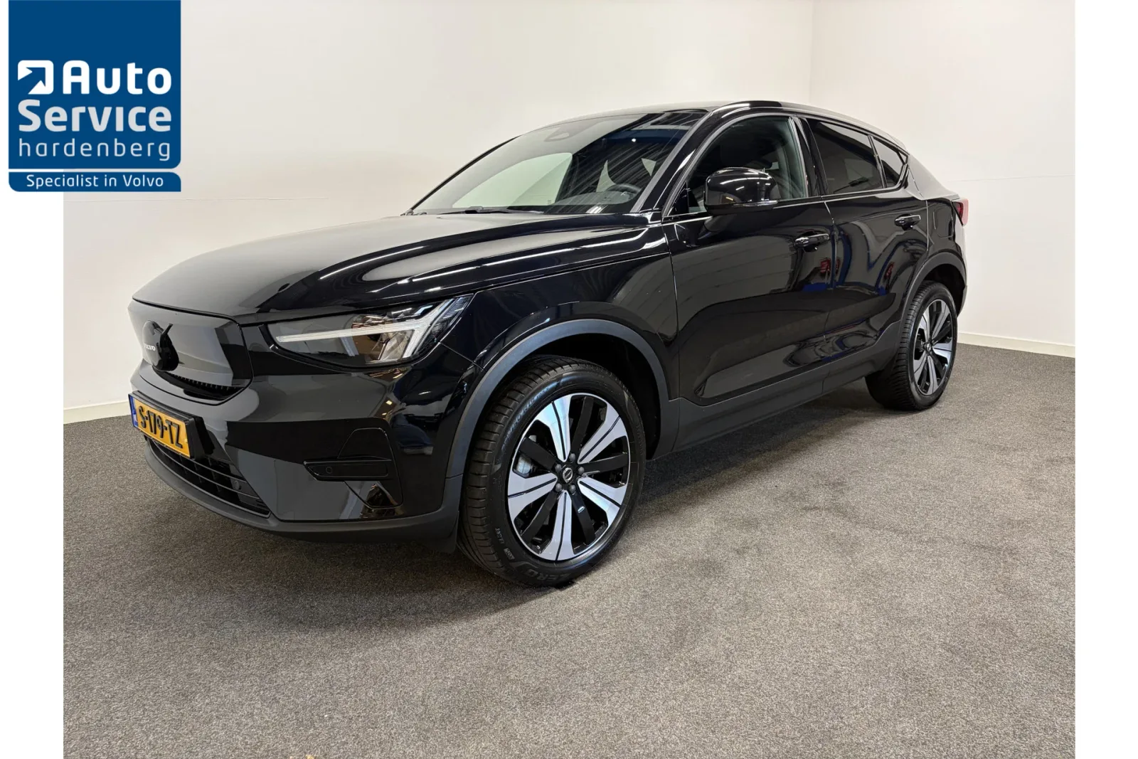 Volvo C40 (2023) — foto 1