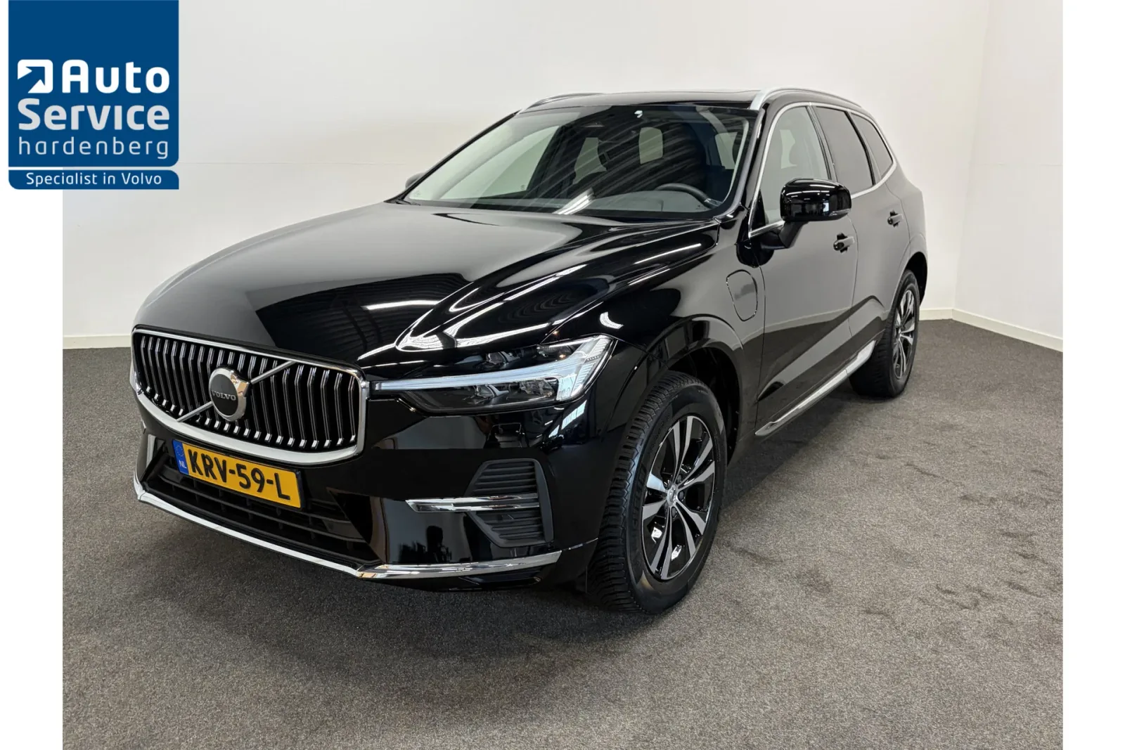 Volvo XC60 (2022) — foto 1