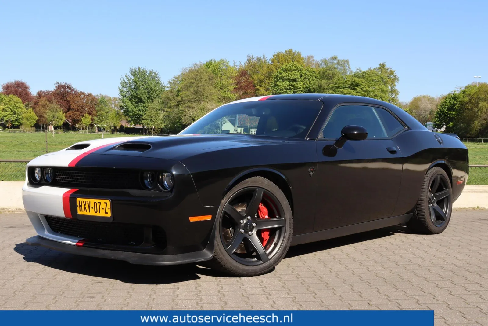 Dodge Challenger (2020) — foto 1