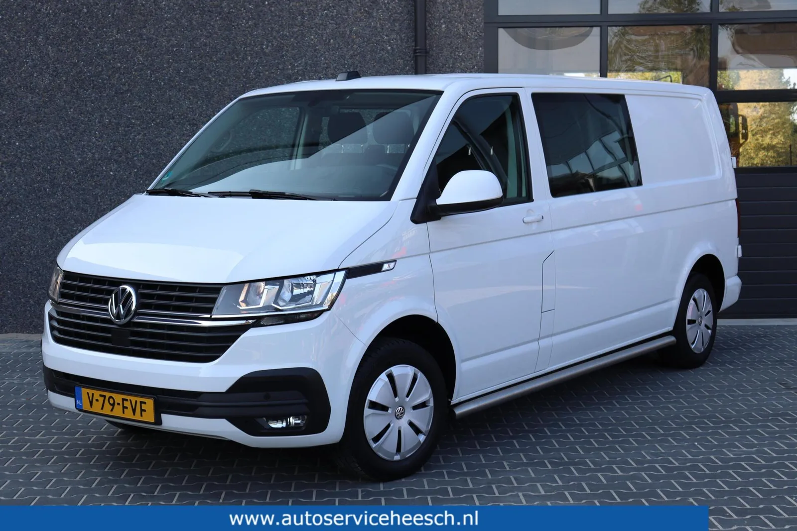 Volkswagen Transporter (2024) — foto 1