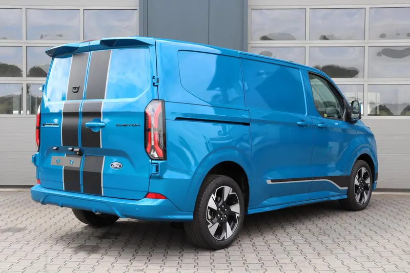 Ford E-Transit Custom (2024)