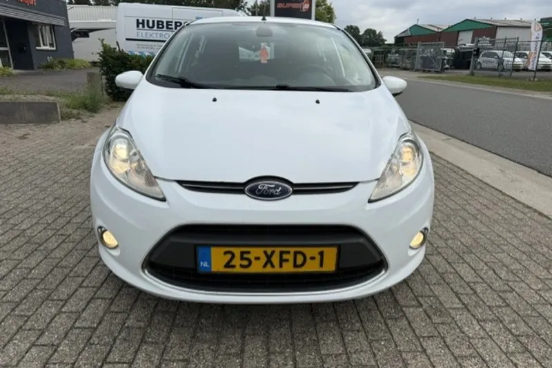 Ford Fiesta (2012)