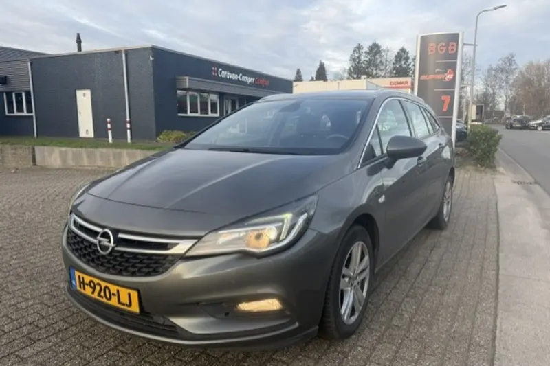 Opel Astra Sports Tourer (2019)
