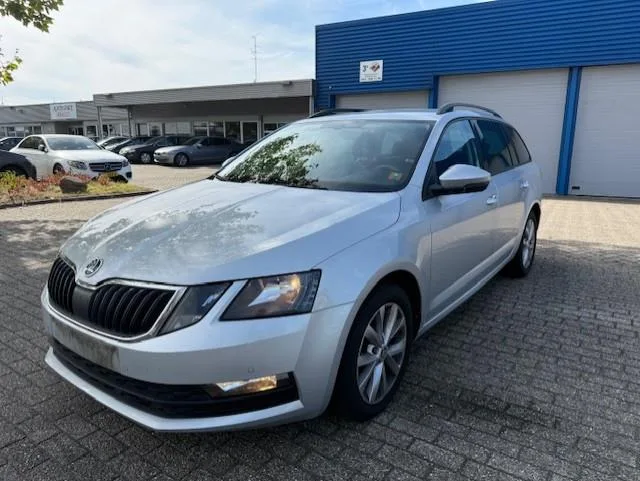 Škoda Octavia (2018) — foto 1