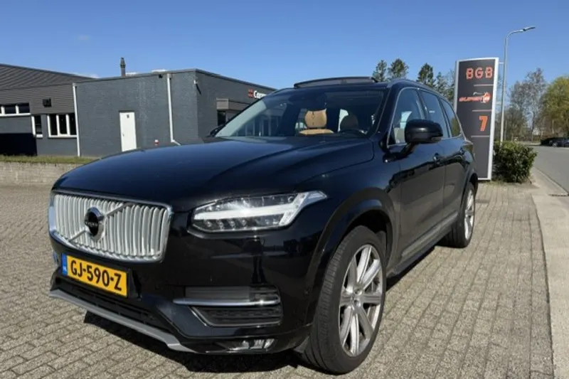 Volvo XC90 (2015)