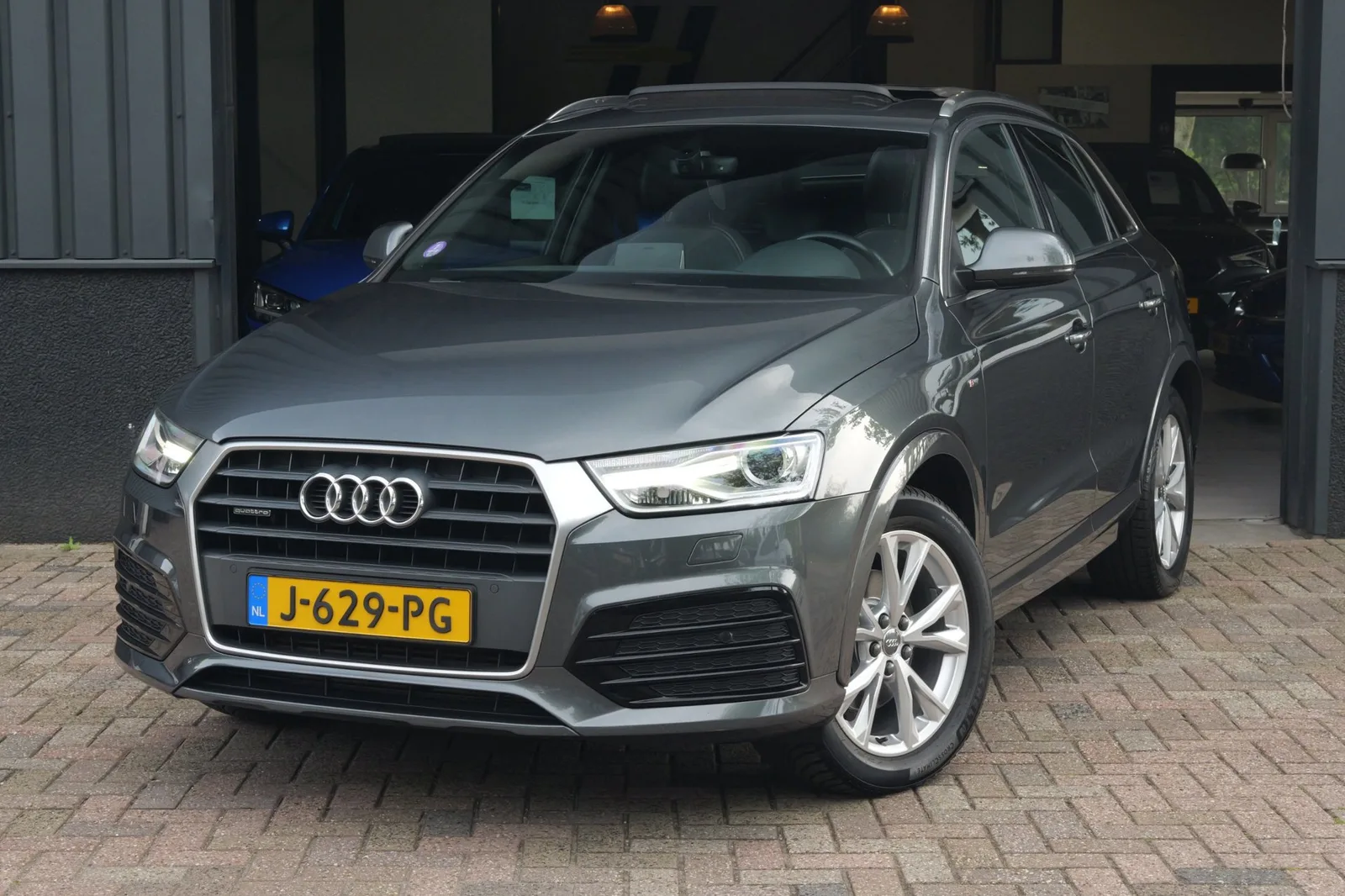 Audi Q3 (2017) — foto 1