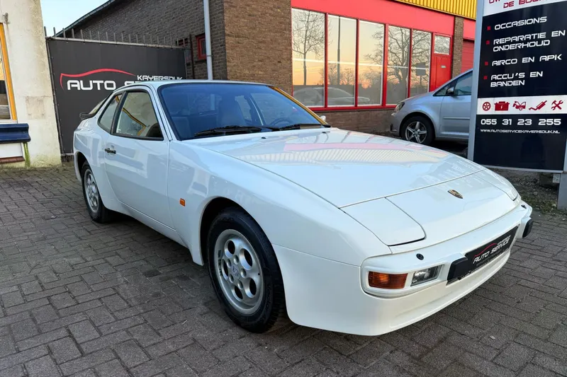 Porsche 944 (1986)