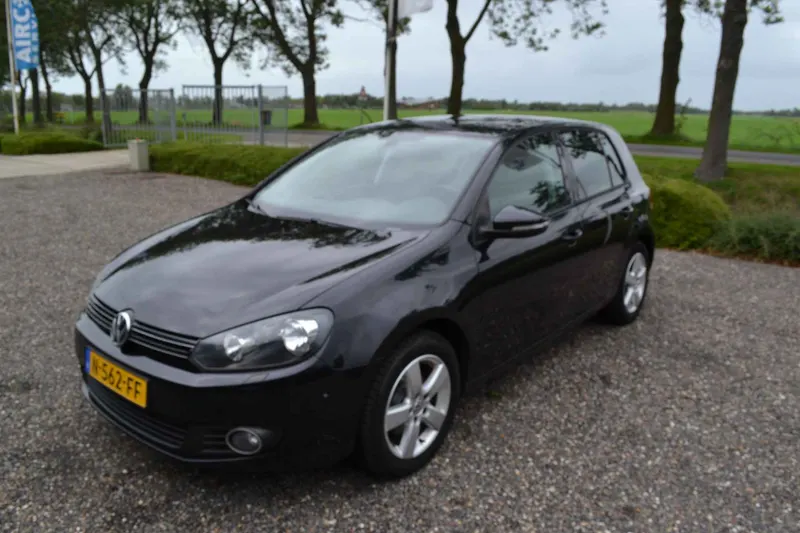 Volkswagen Golf (2010)