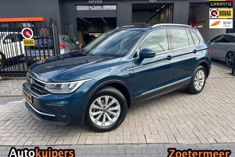 Volkswagen Tiguan (2023)