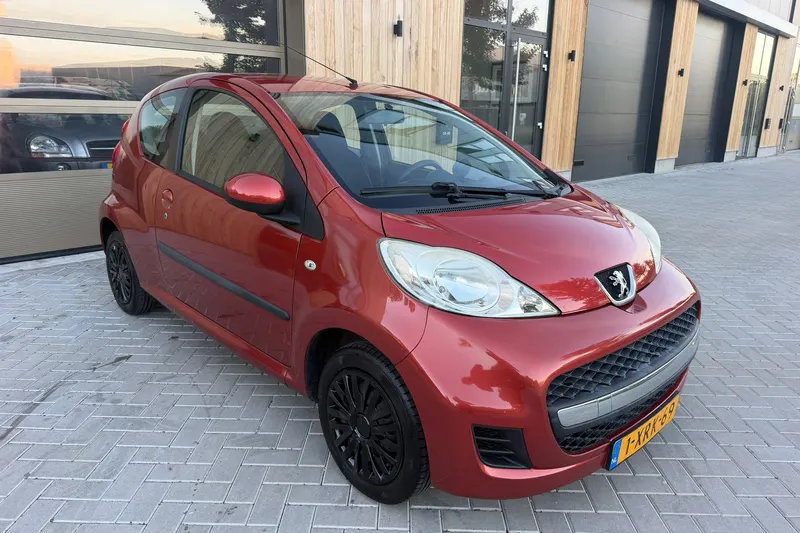 Peugeot 107 (2009)