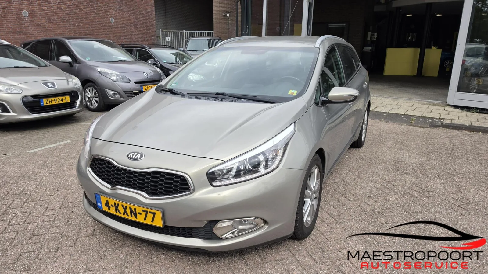 Kia Ceed (2013) — foto 1