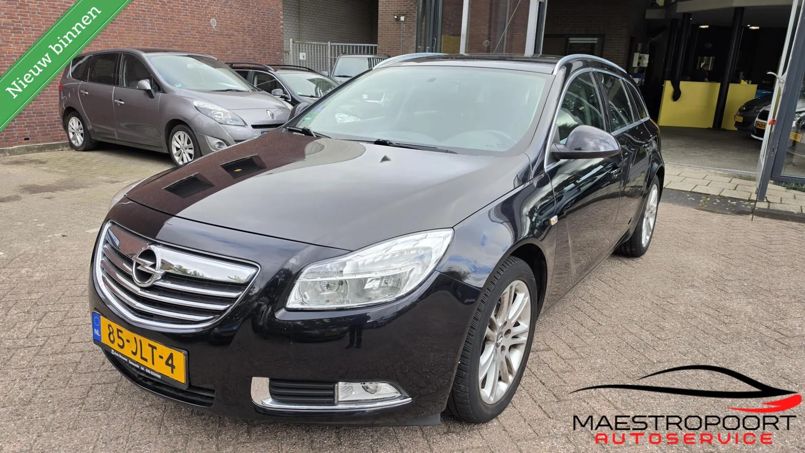 Opel Insignia Sports Tourer (2009) — foto 1