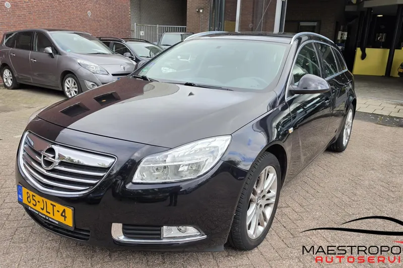 Opel Insignia Sports Tourer (2009)