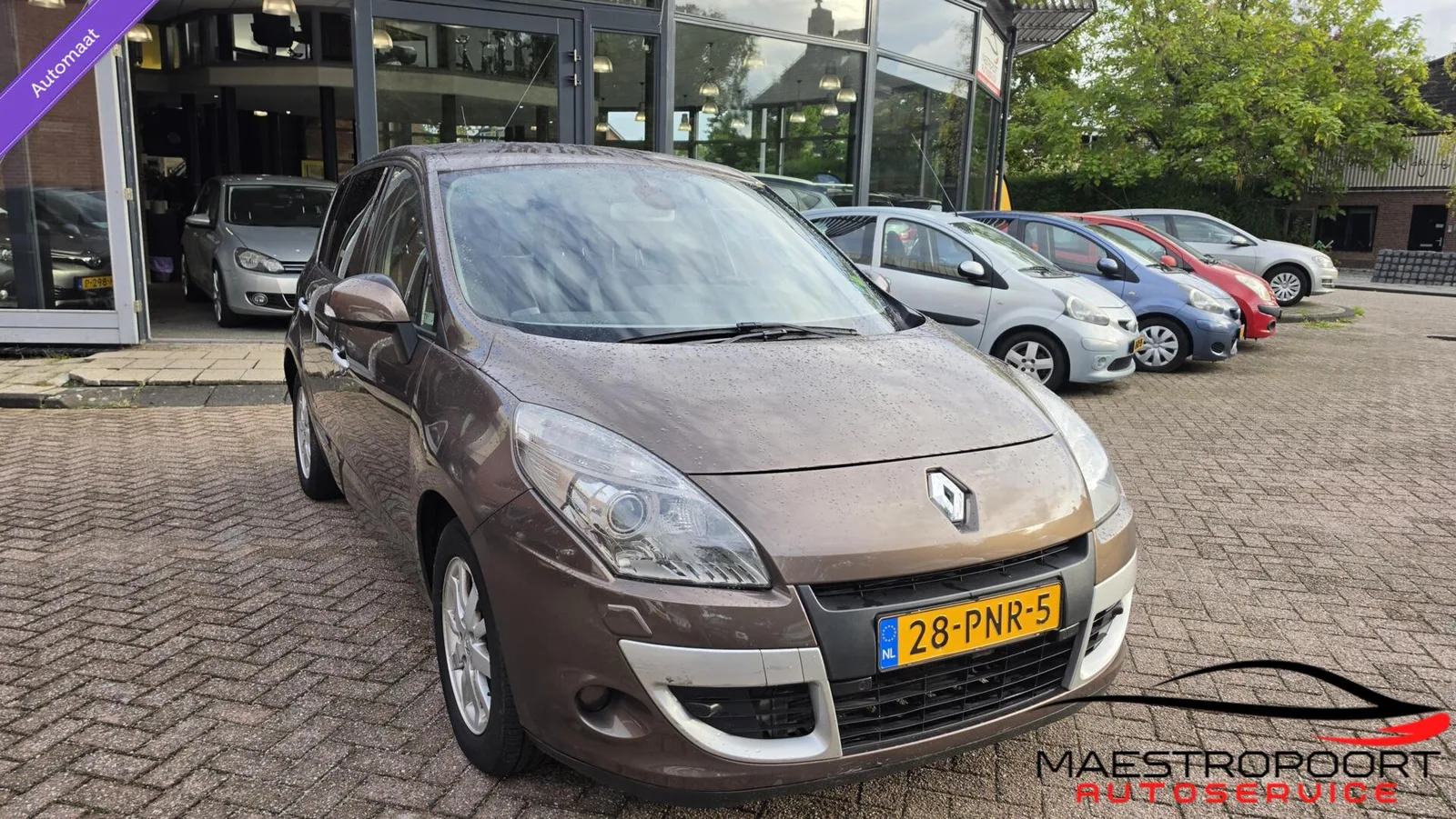 Renault Scénic (2011) — foto 1