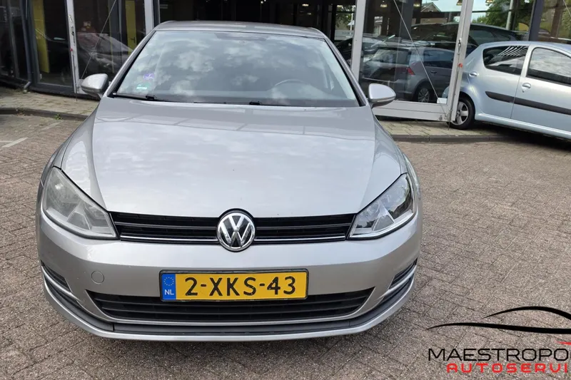 Volkswagen Golf (2014)