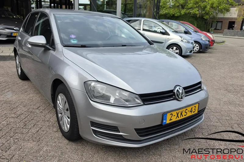 Volkswagen Golf (2014)