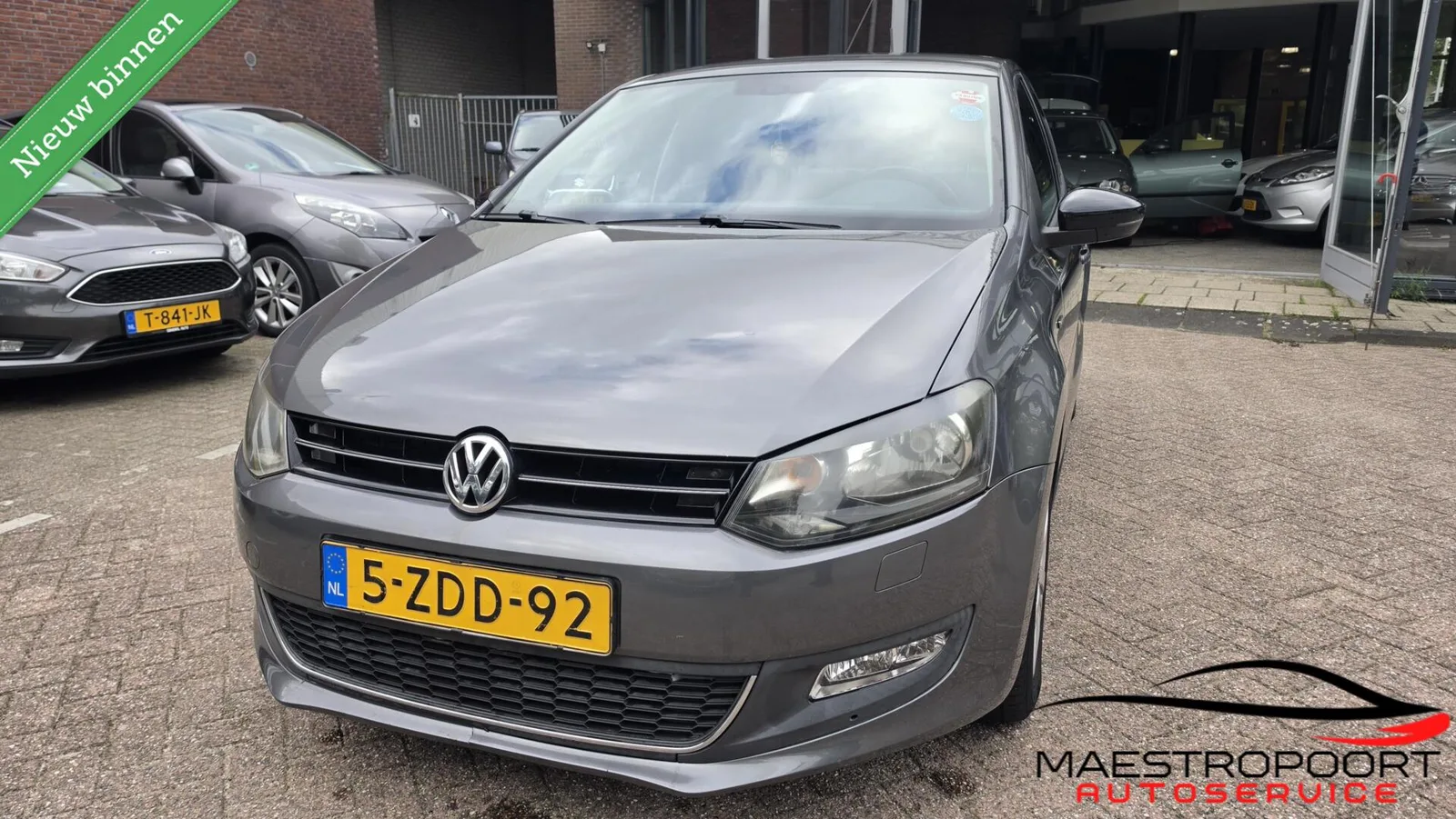 Volkswagen Polo (2012) — foto 1
